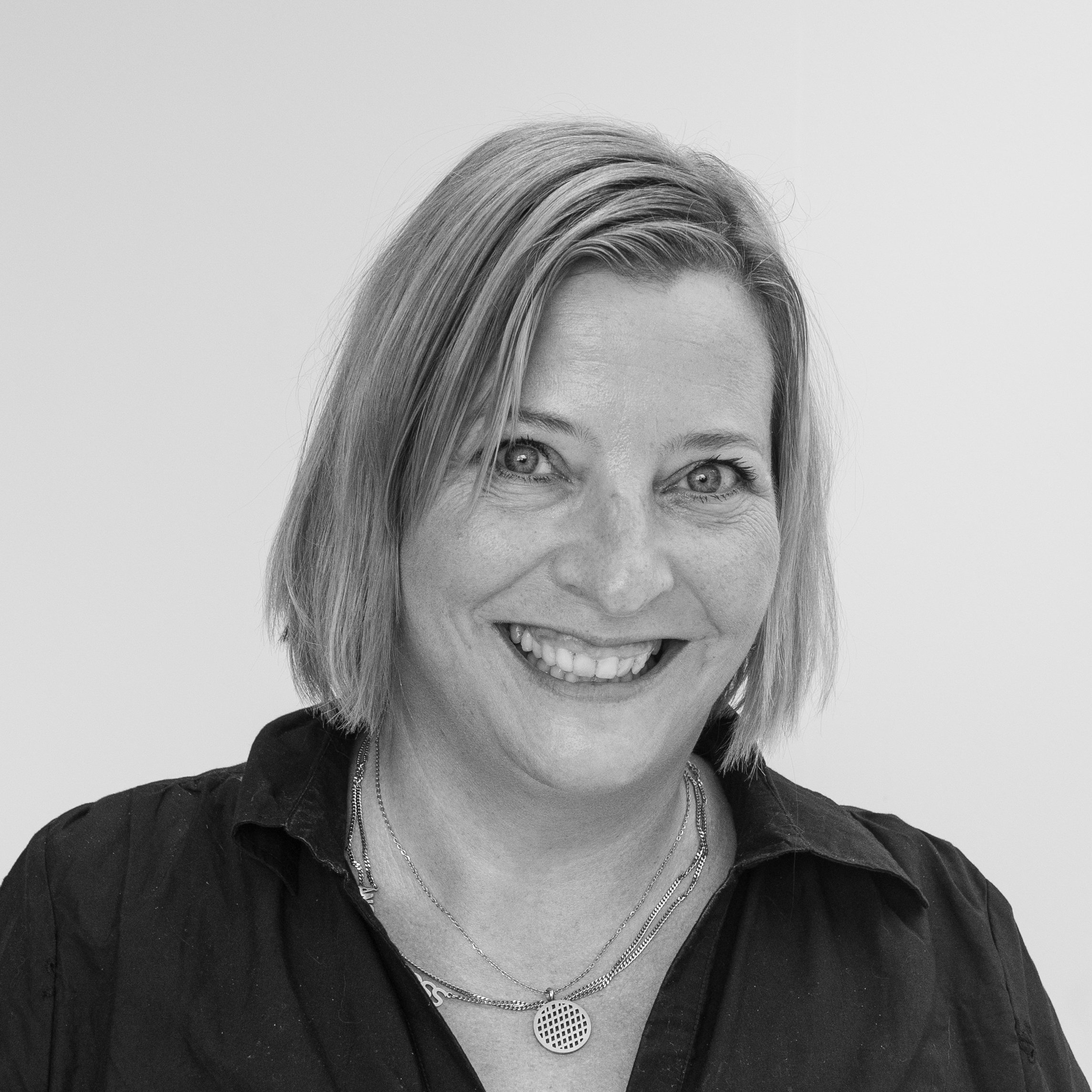 Image missing description